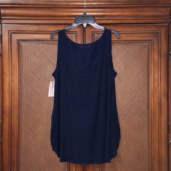 ๐ PHILOSOPHY ๐ COLLECTION SUPER CUTE TANK TOP - Picture 3 of 3